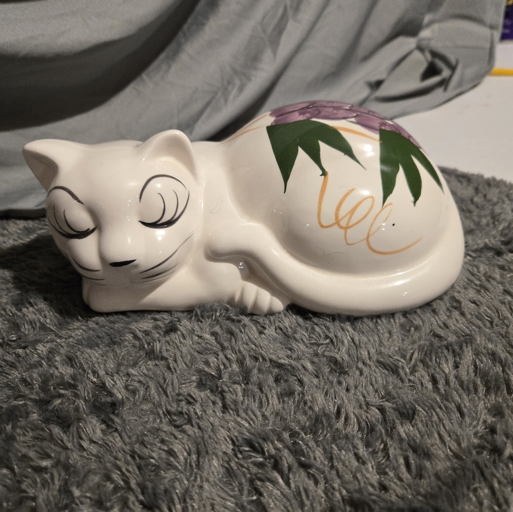 Sleeping cat ceramic figure